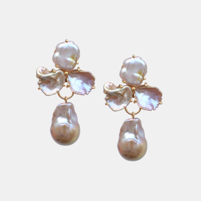 Collector's Edit Bronze Pearl Earring in 18K Gold