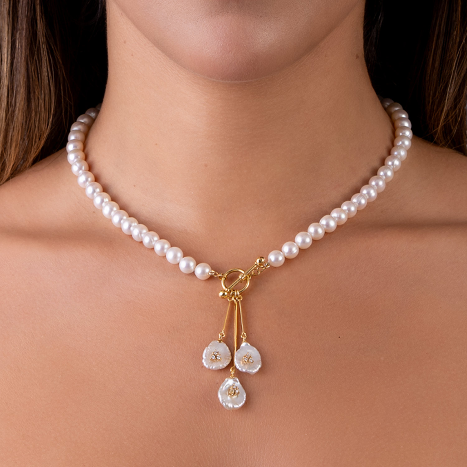 Petals Keshi Pearl Toggle Lock Necklace with Pearls and 18K Gold