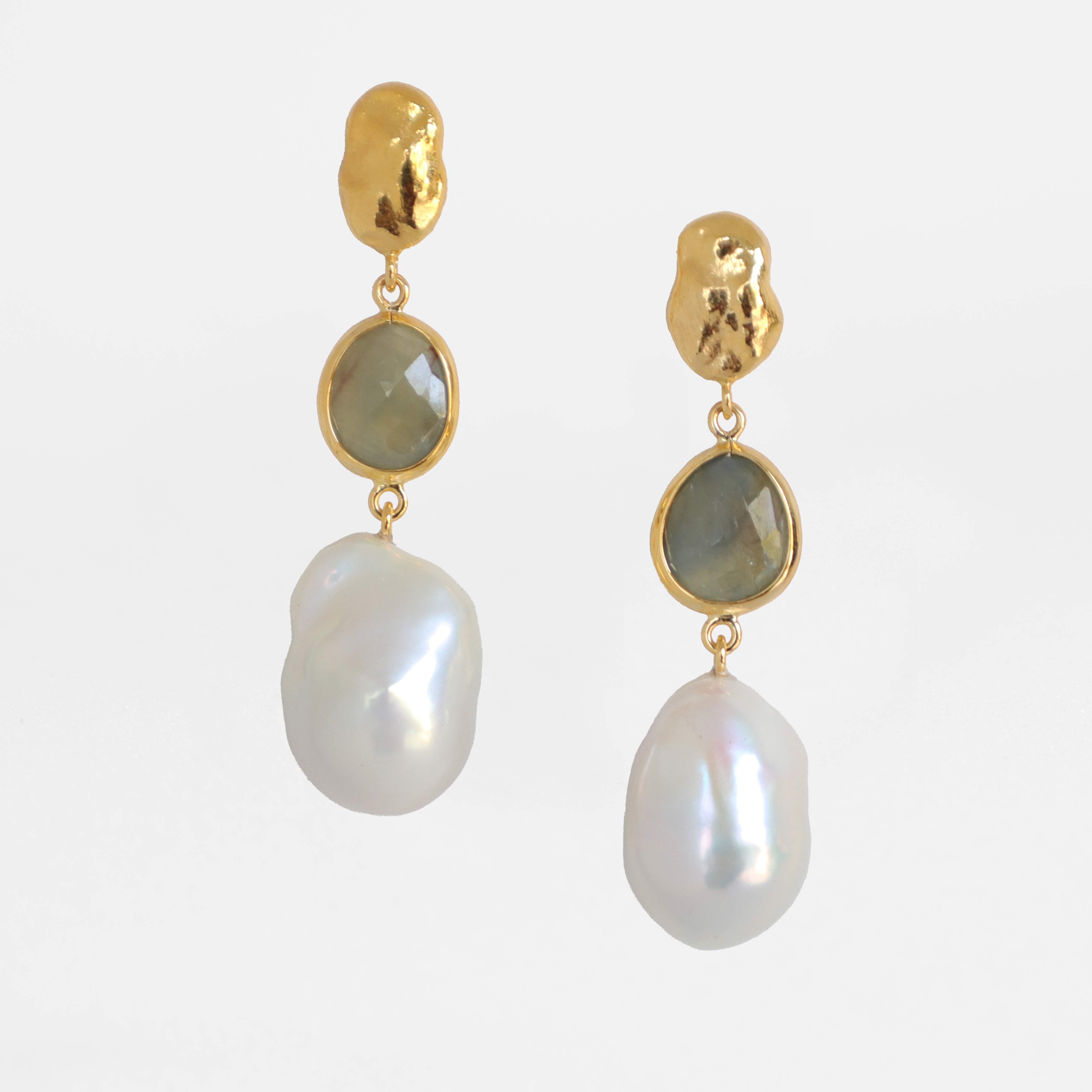 Collector's Edit Baroque Pearl Earring with Rose Cut Sapphires and 18K Gold