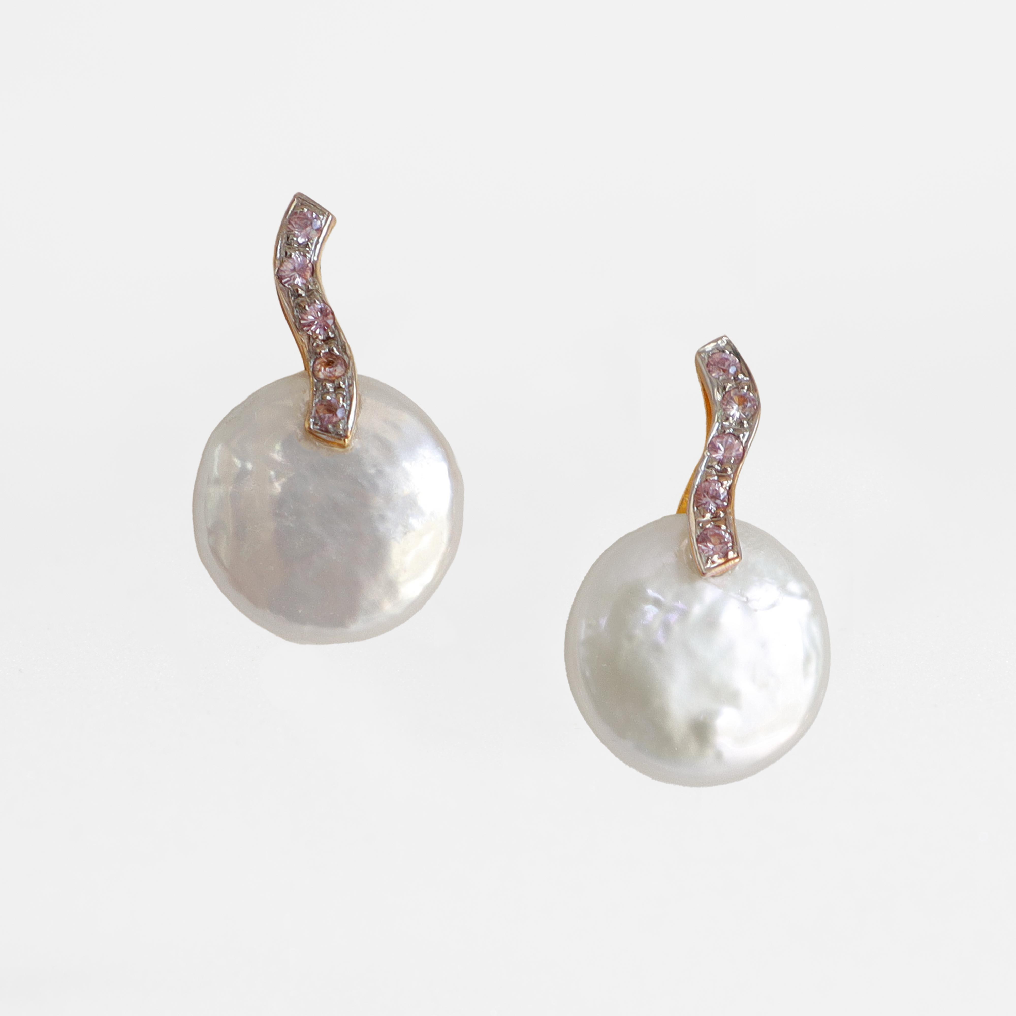 Yawmi Coin Pearl and Fancy Sapphire Earring in 18K Gold